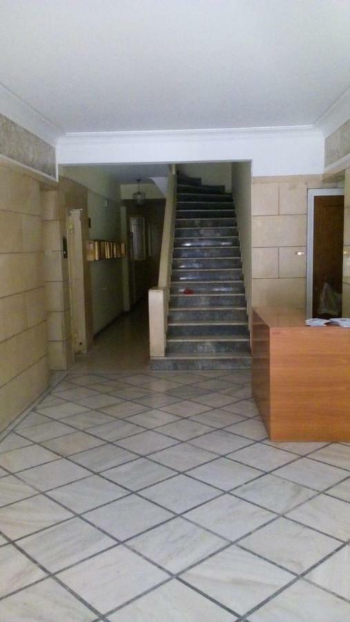 7 Stars Near Metro Daire Atina Dış mekan fotoğraf